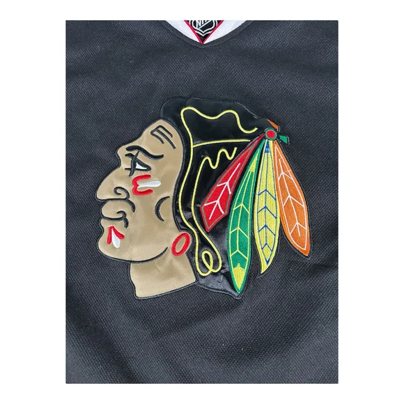 Rare Reebok CCM Patrick Kane Blackhawks Authentic Fight Strap Jersey Sz 50 - Picture 2 of 6